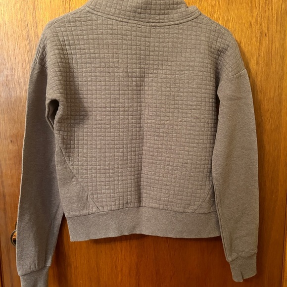 Like new! Diadora cowl sweater - Picture 5 of 5
